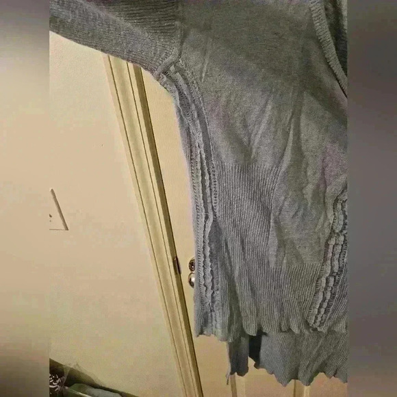 Free People sweater light blue lace embellished hi lo hem oversized Size M - Picture 2 of 5